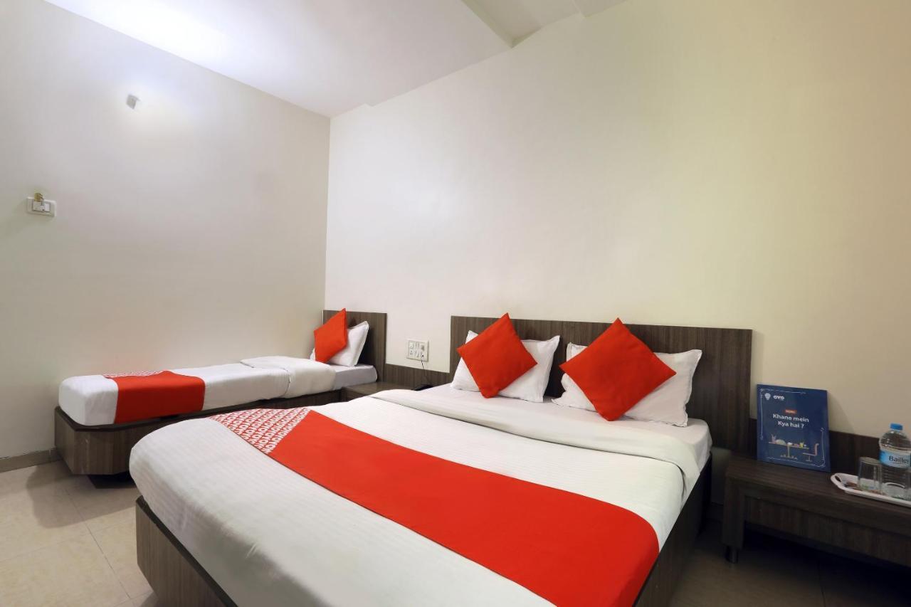 Oyo 4198 Hotel Shri Sai Murli 舍地 外观 照片